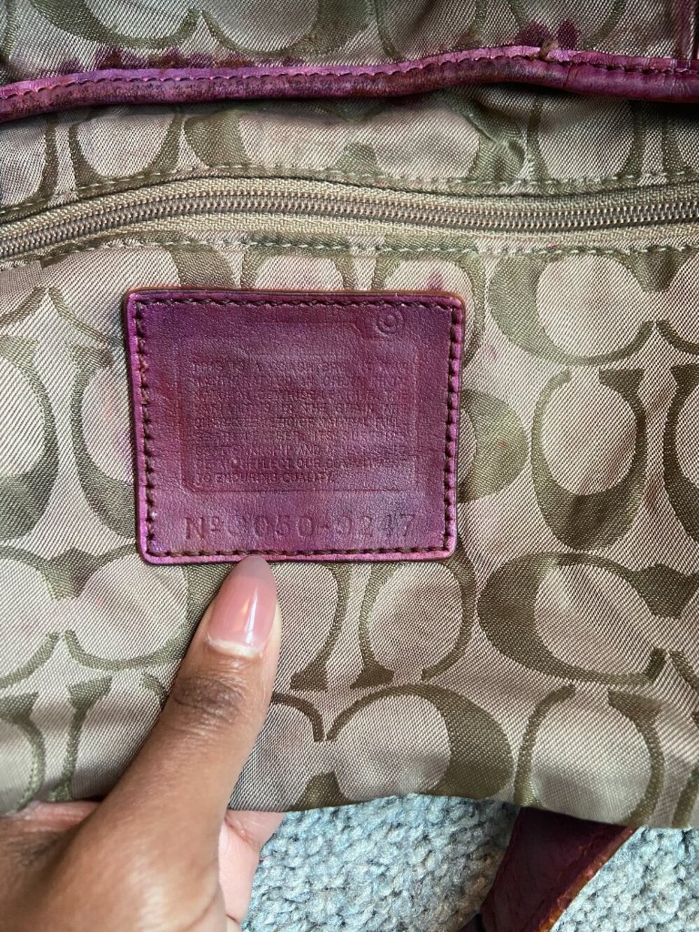 Vintage Coach Y2K Mini Soho Buckle Flap Shoulder Bag- 9247, Burgundy/Wine - Picture 10 of 15